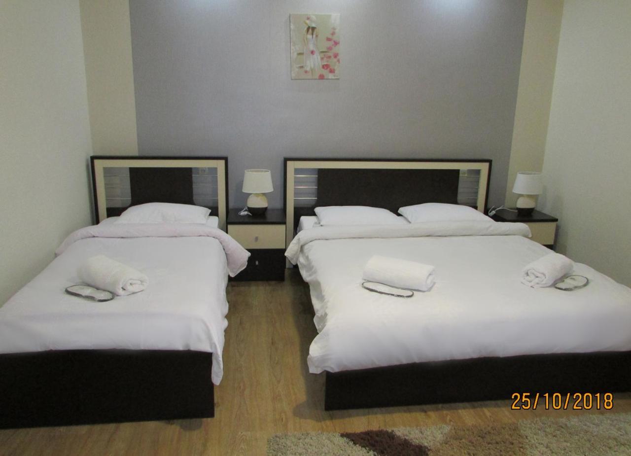 טביליסי Hotel Monaco מראה חיצוני תמונה