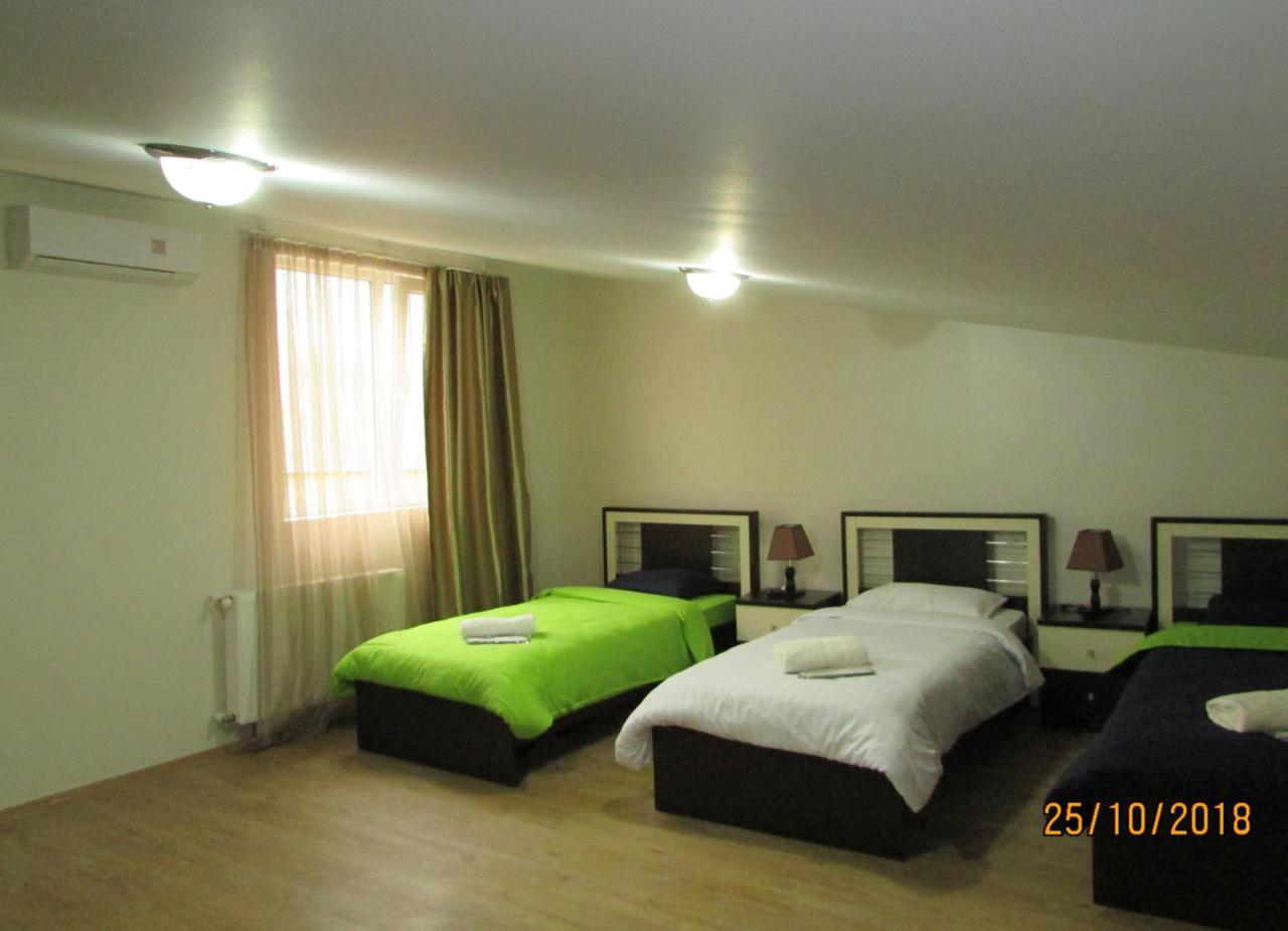 טביליסי Hotel Monaco מראה חיצוני תמונה