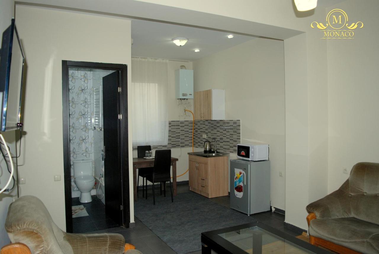 טביליסי Hotel Monaco מראה חיצוני תמונה