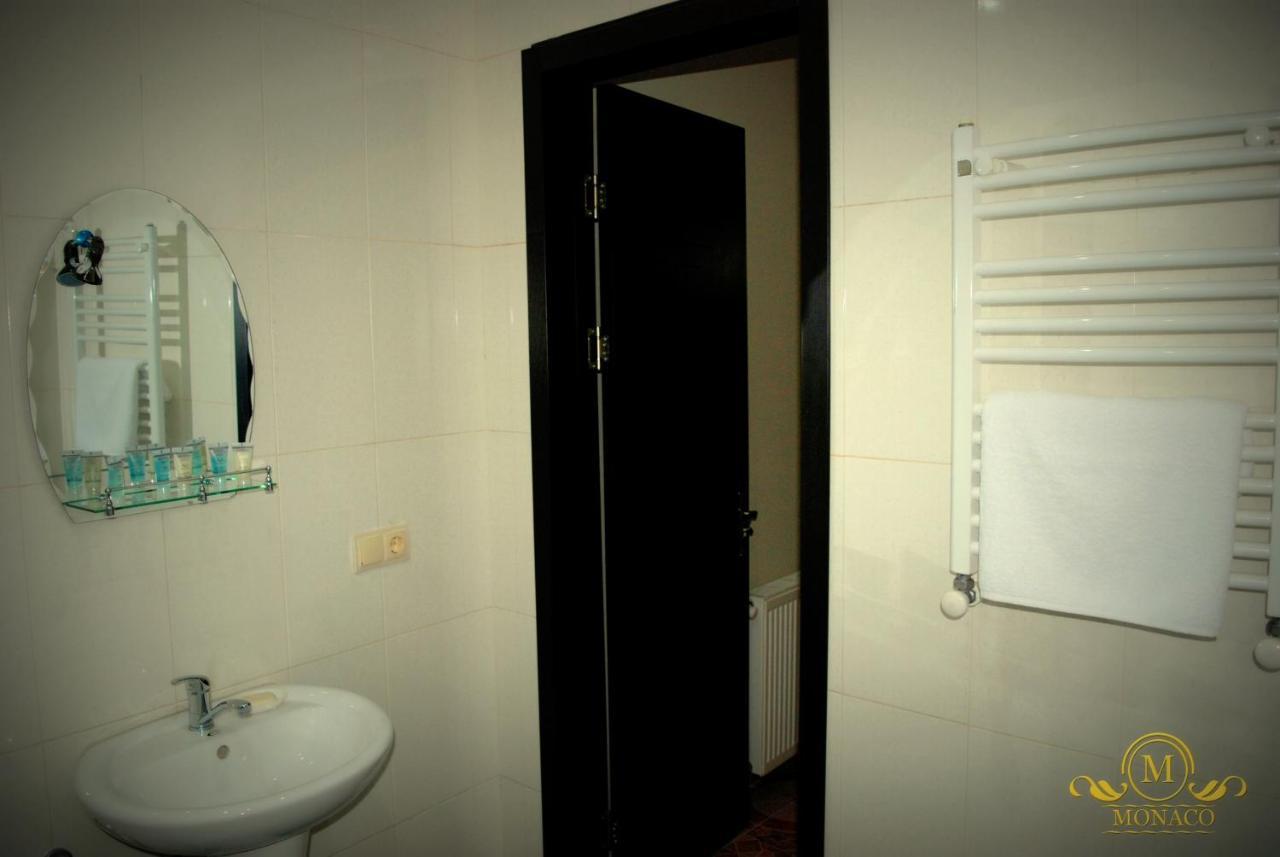 טביליסי Hotel Monaco מראה חיצוני תמונה