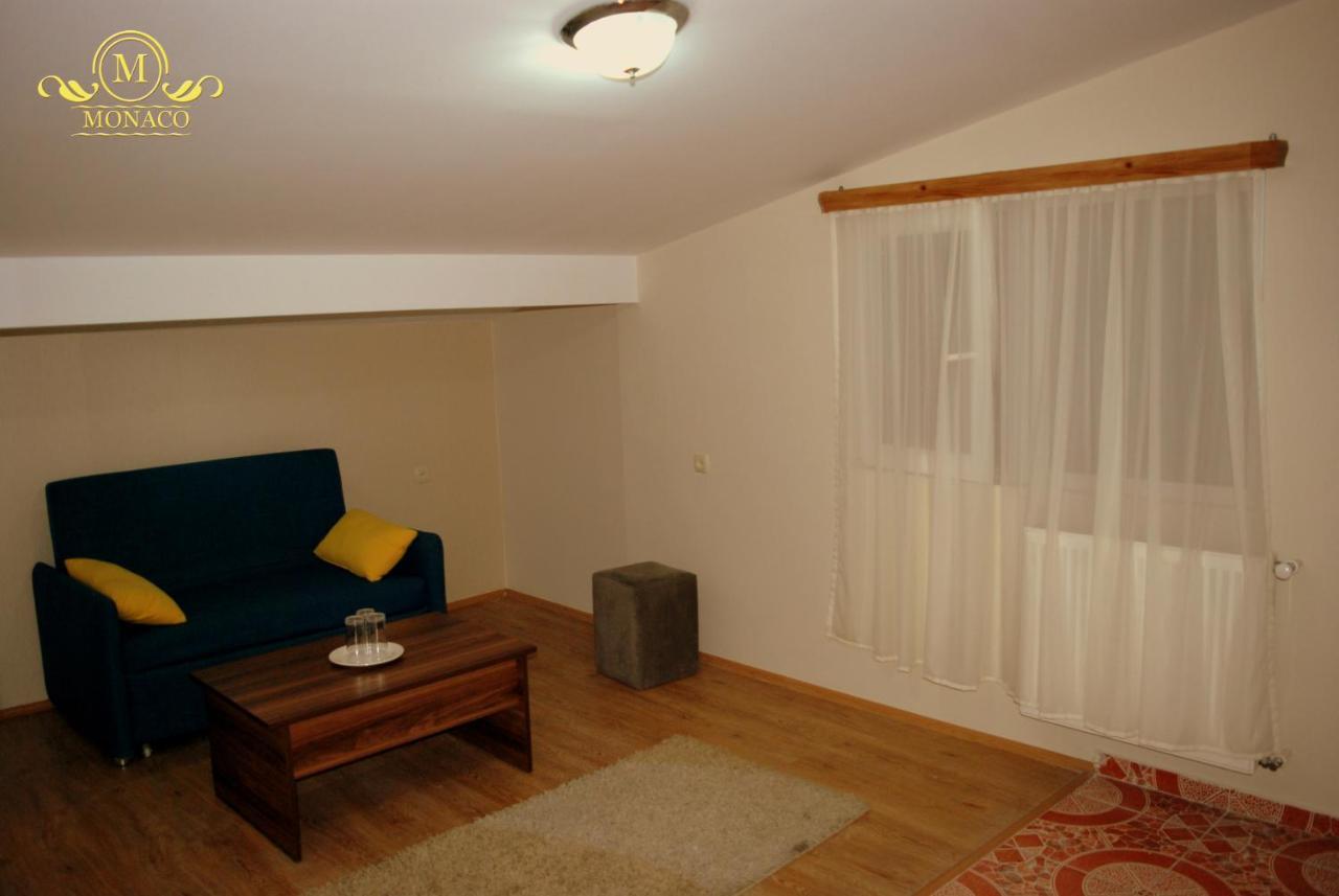טביליסי Hotel Monaco מראה חיצוני תמונה